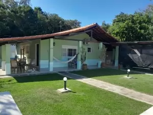 CASA EM CONDOM?NIO-3 QUARTOS-ARARUAMA - RJ-IGUABINHA