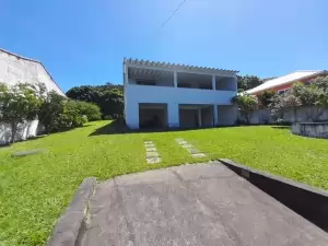 CASA-2 QUARTOS-ARARUAMA - RJ-IGUABINHA
